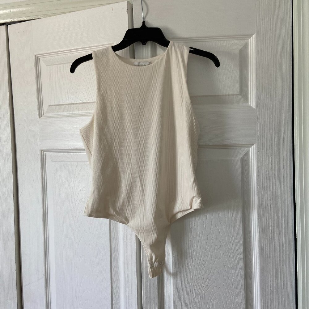 House of Harlow 1960 Medium Sleeveless Cream Ribbed Body Suit